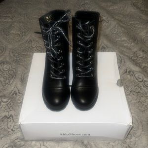 Aldo booties size 7.5 brand new never worn with box